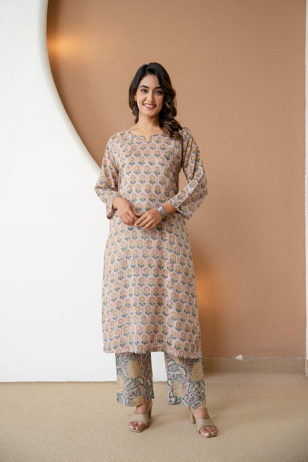 Dusty Pink Sunflower Block Print Straight Cotton Kurta with Pants